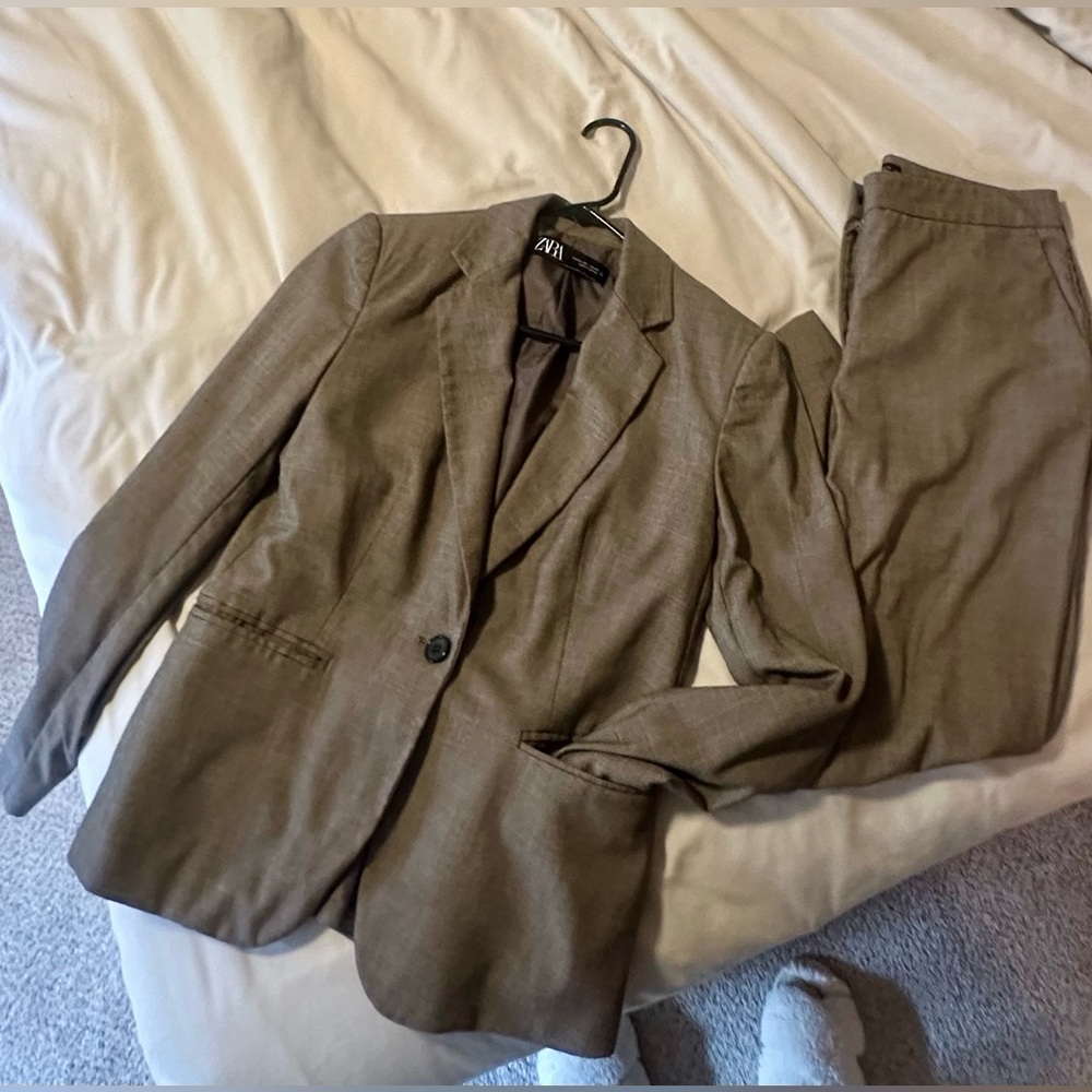 Zara Suit Set
